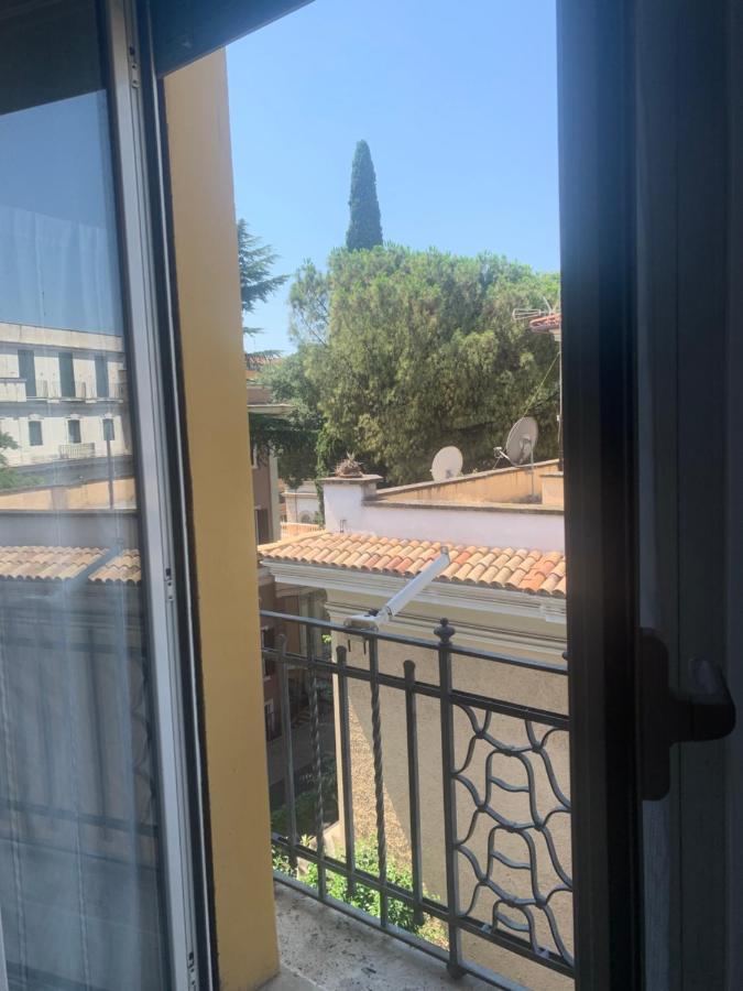 Studio Flat Ultimo Piano In Centro Rzym Zewnętrze zdjęcie