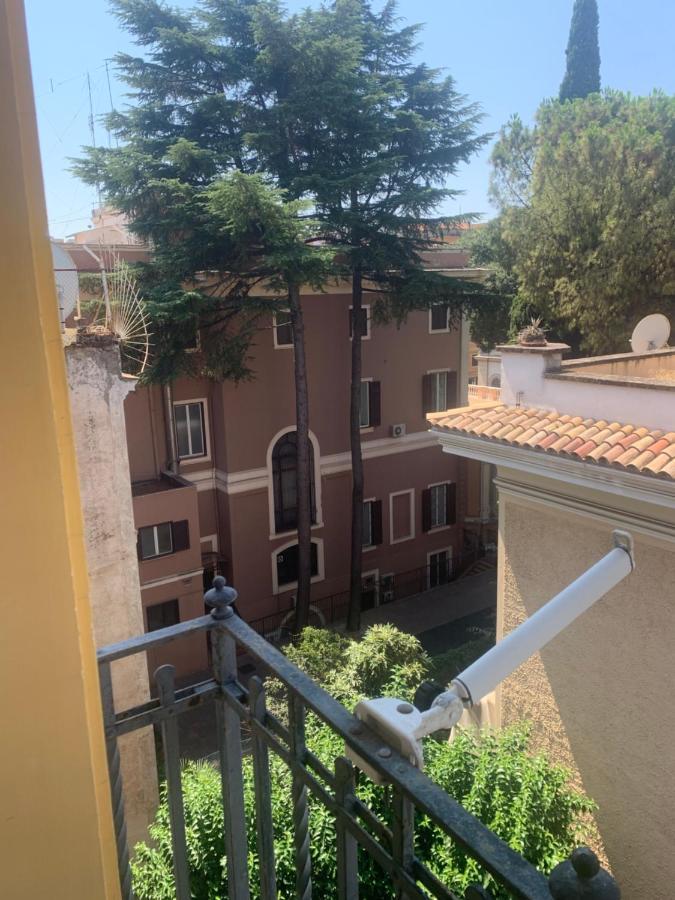Studio Flat Ultimo Piano In Centro Rzym Zewnętrze zdjęcie