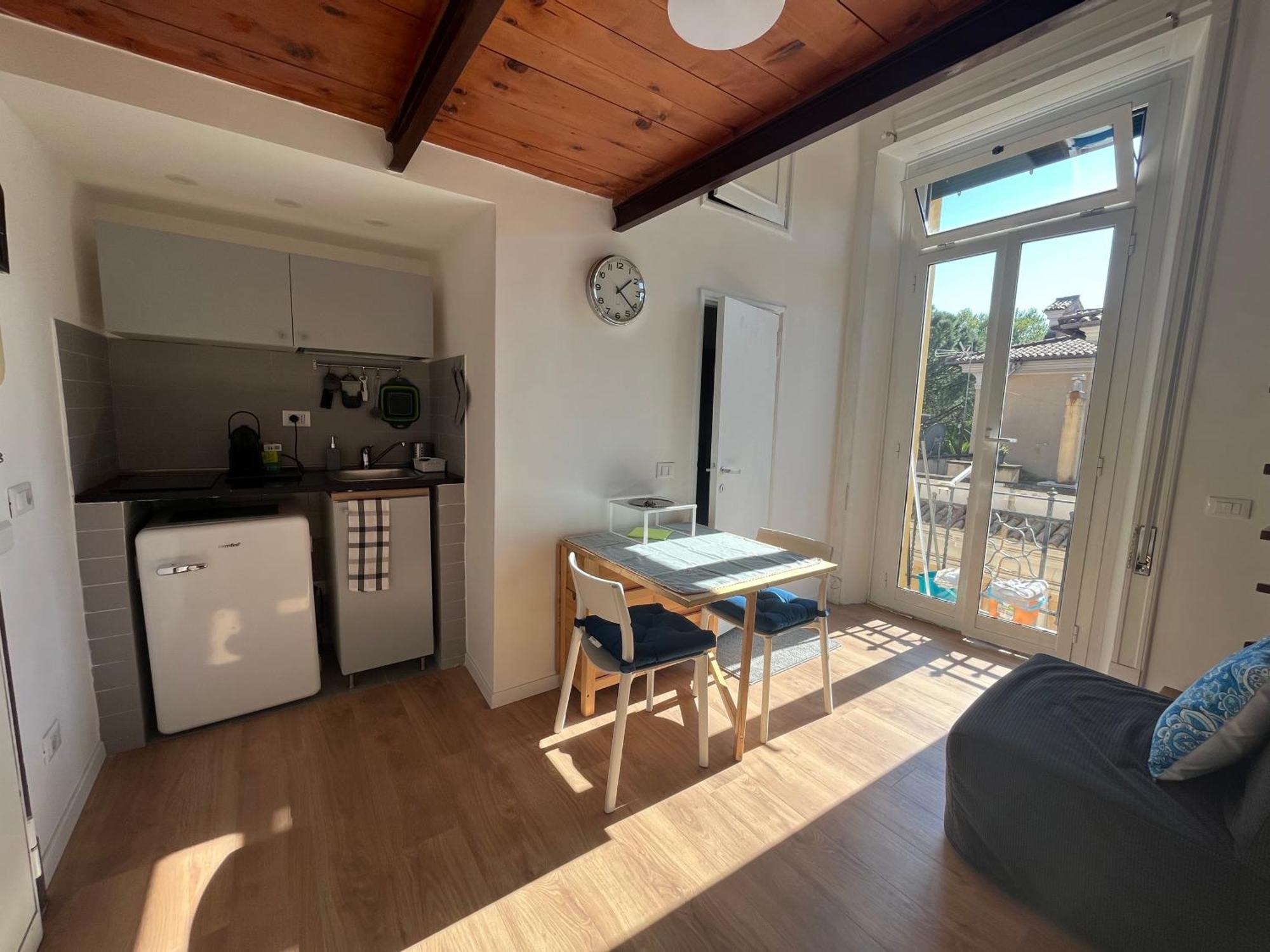 Studio Flat Ultimo Piano In Centro Rzym Zewnętrze zdjęcie