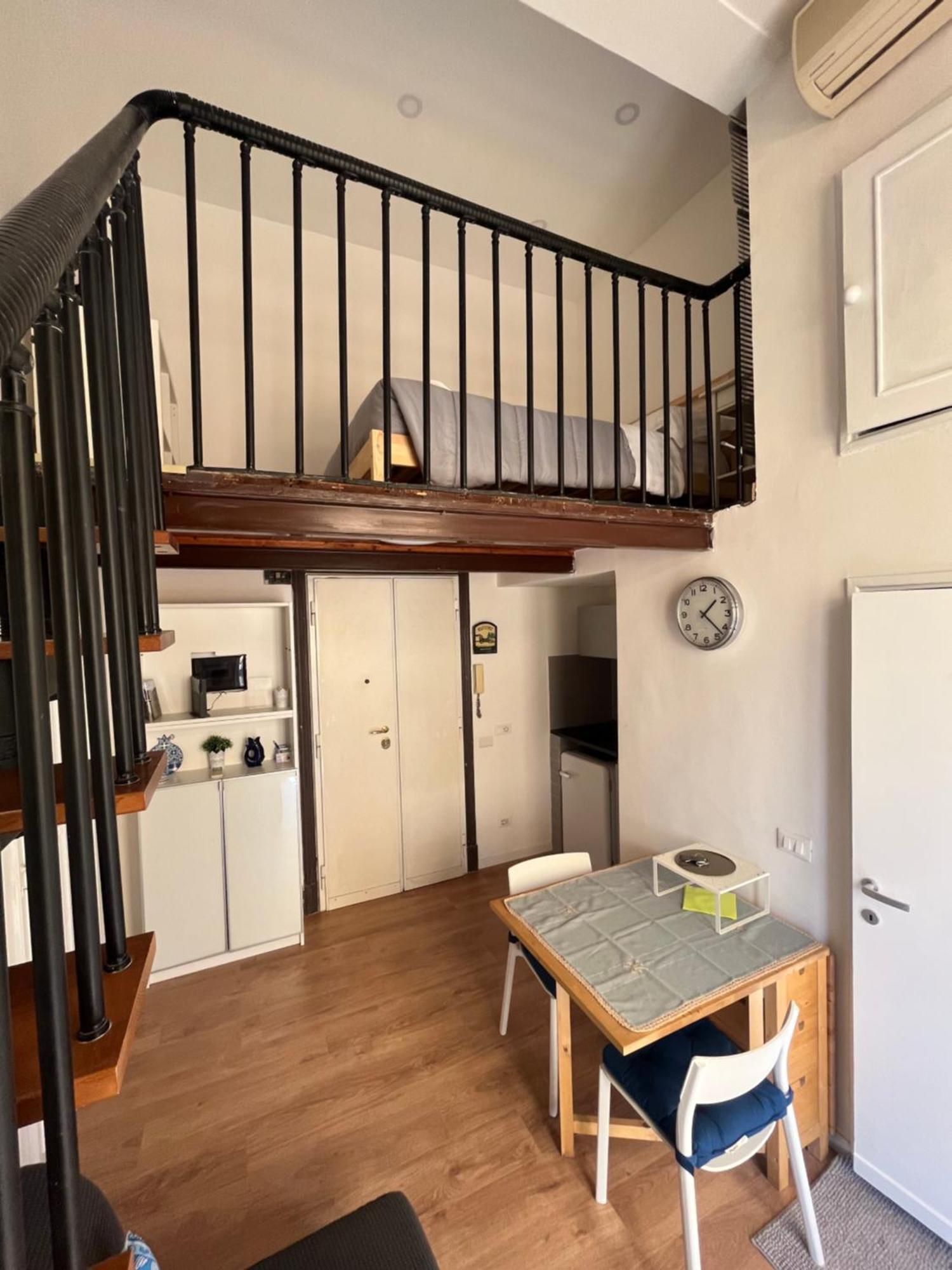 Studio Flat Ultimo Piano In Centro Rzym Zewnętrze zdjęcie