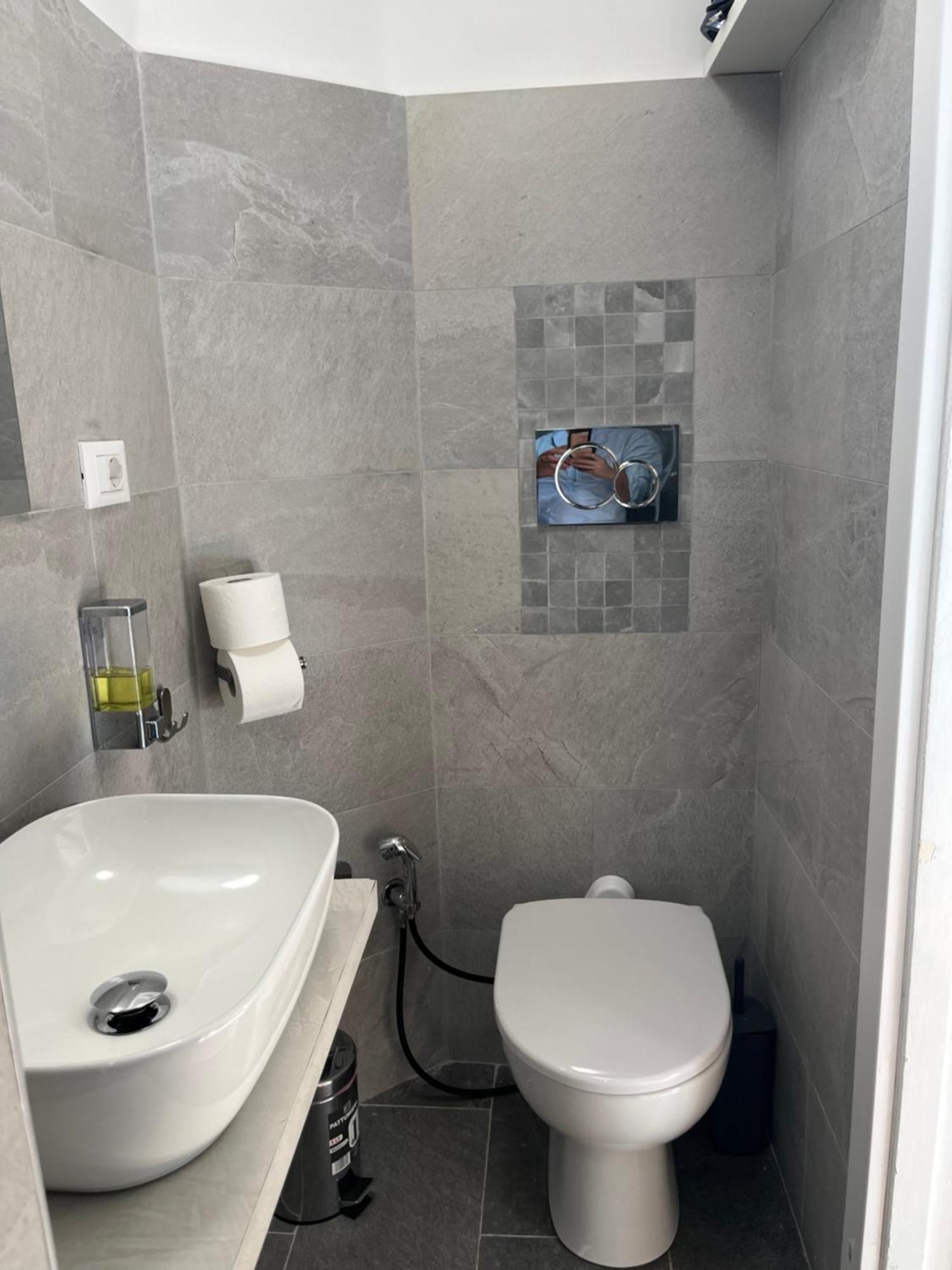 Studio Flat Ultimo Piano In Centro Rzym Zewnętrze zdjęcie